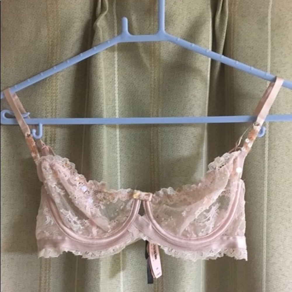 Victoria’s Secret bra
